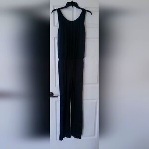 Trina Turk Black Sleeveless Jumpsuit Classic Design.
